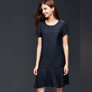 Gap Dress XL Navy Blue Ruffle Hemline Lined Rayon Flowy